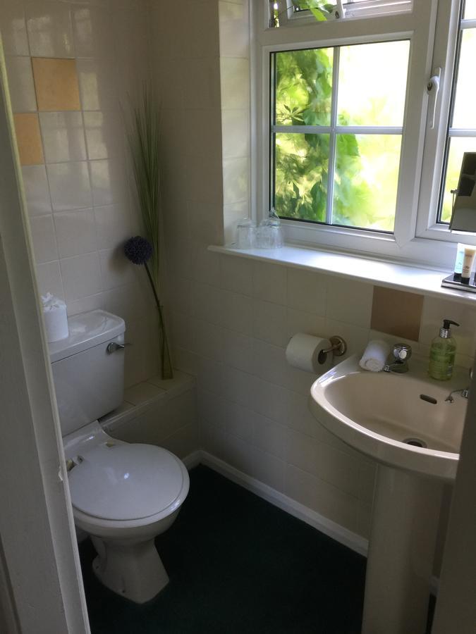 The Chestnuts Guest House Atherstone Bagian luar foto