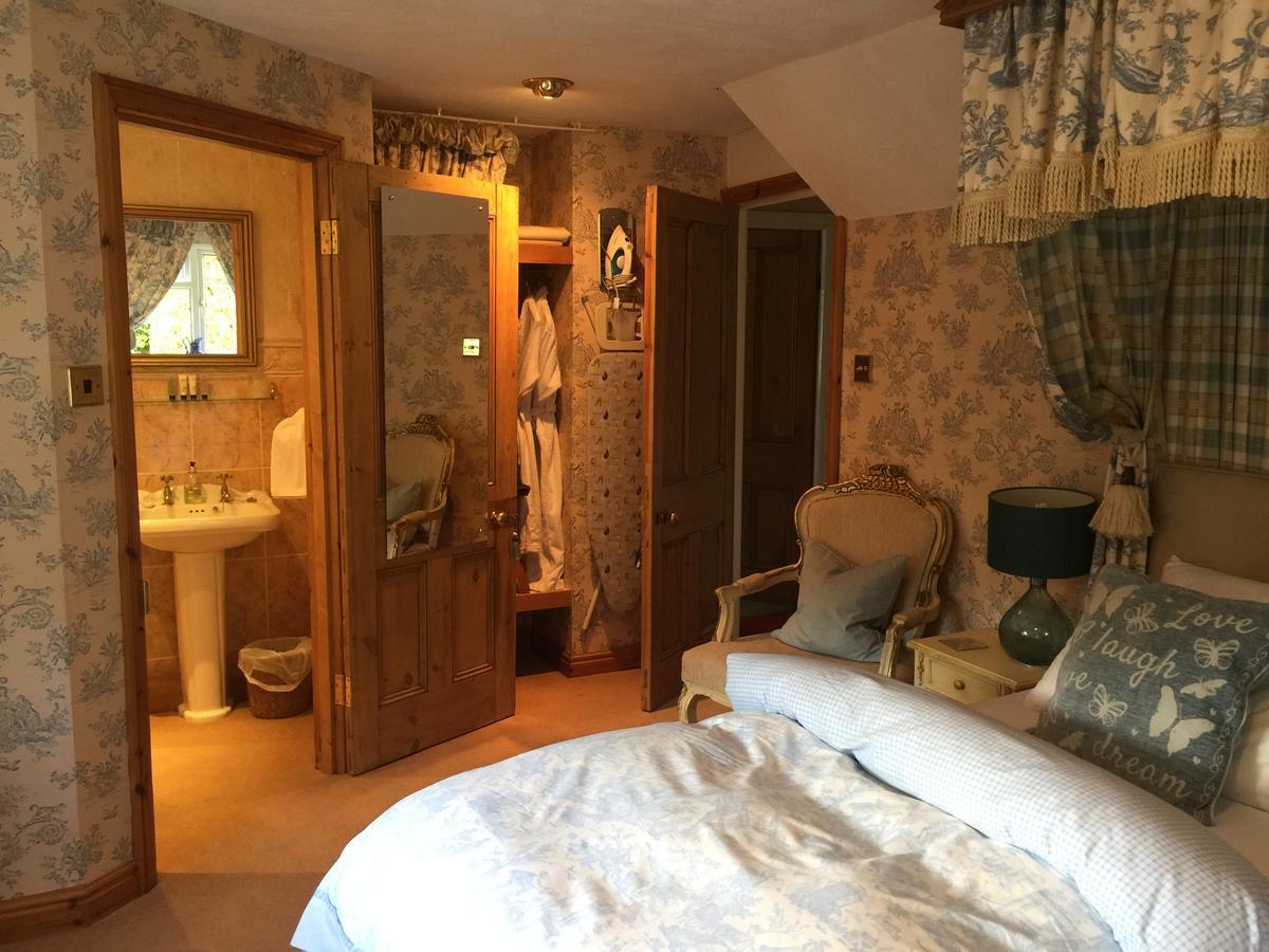 The Chestnuts Guest House Atherstone Bagian luar foto